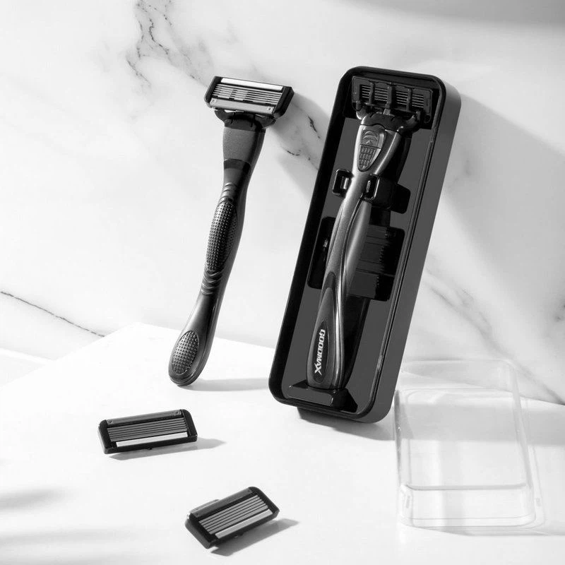 The advantage of the manual razor